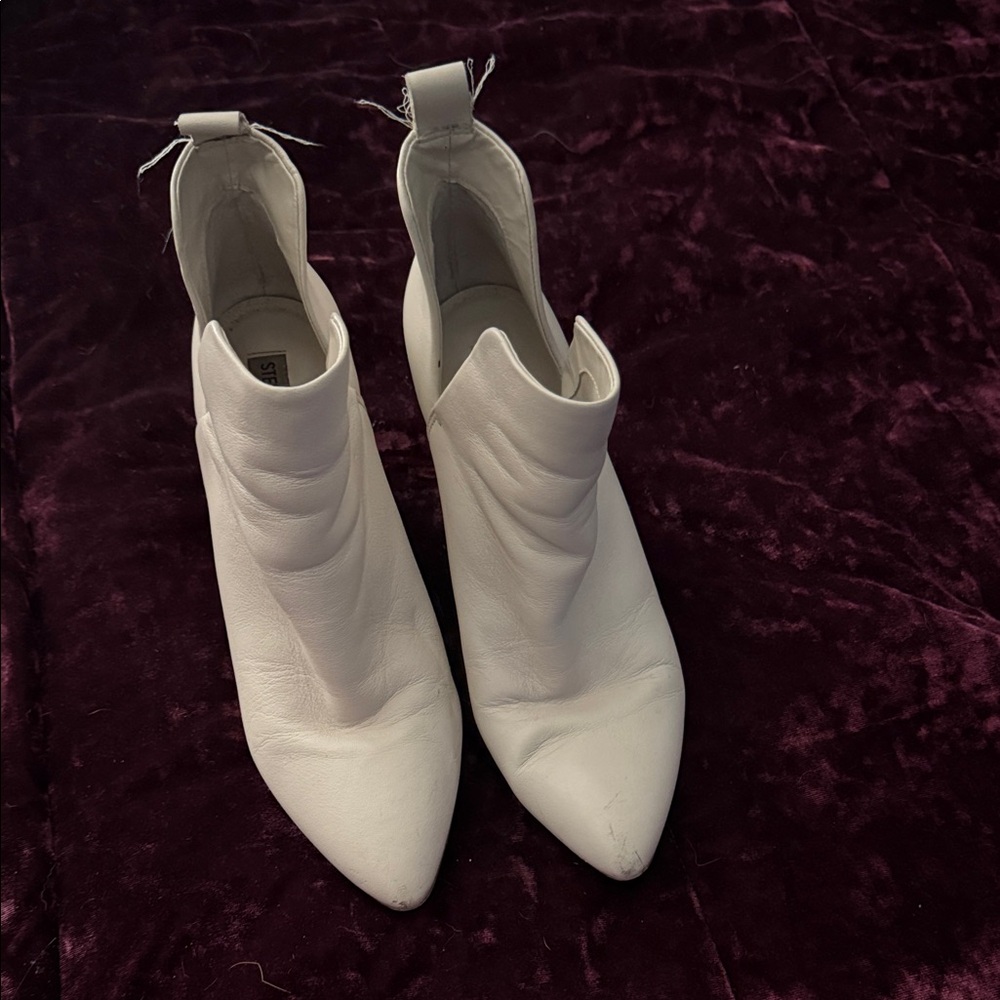 Steve Madden Chic White Ankle Booties
